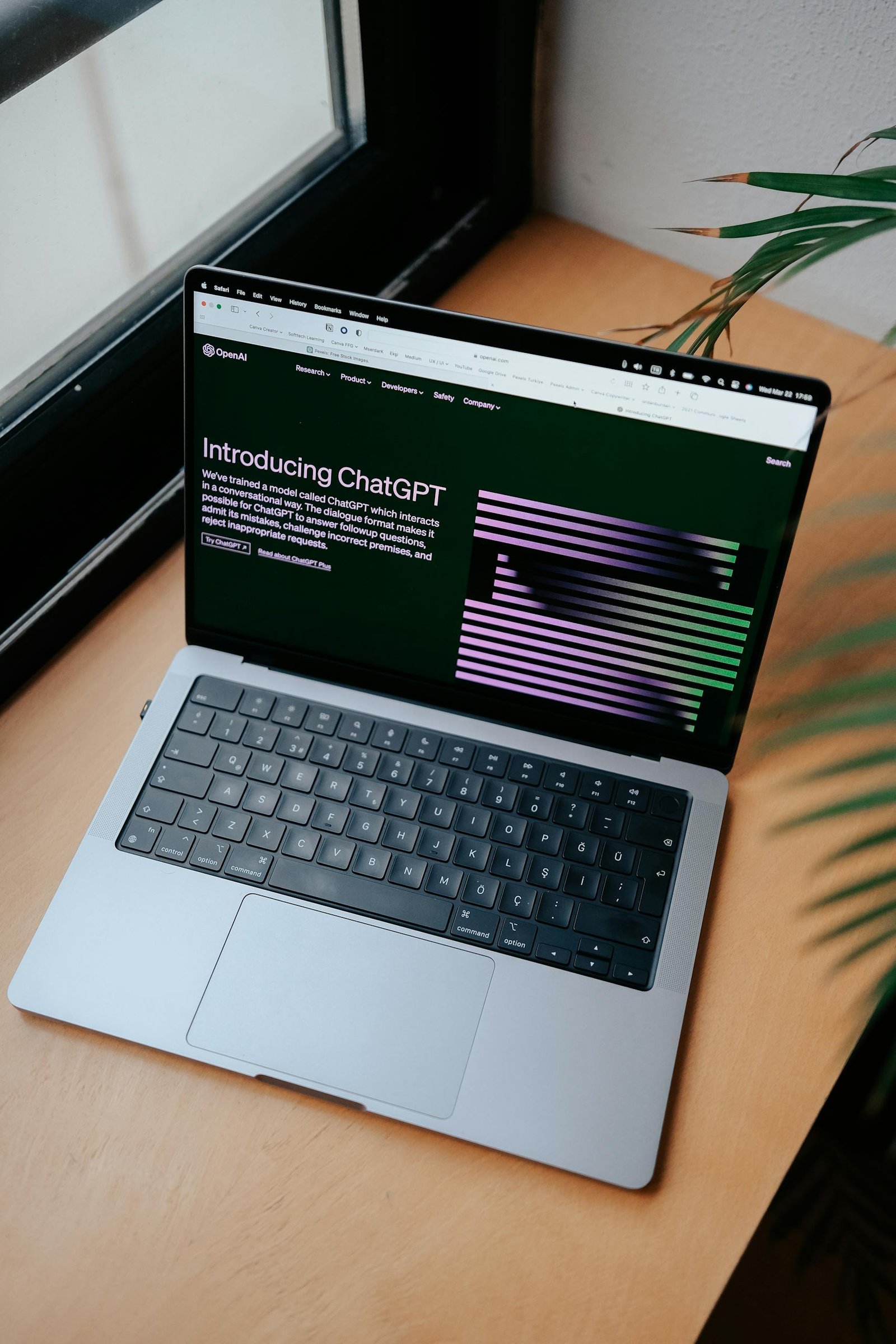 Creative Uses of GPTs: Enhancing Productivity and Fun